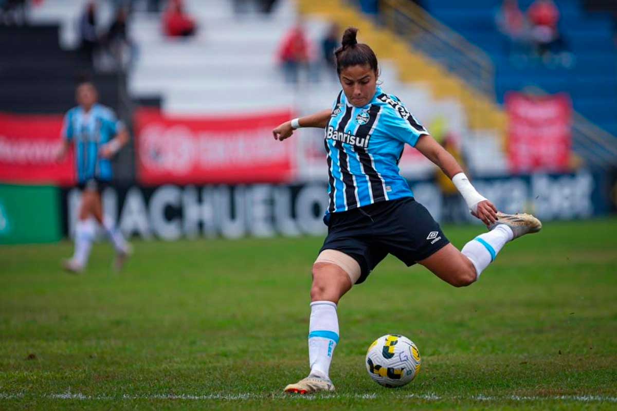 Caty fala sobre recomeço e destaca força do Grêmio em retoma do Brasileirão Feminino